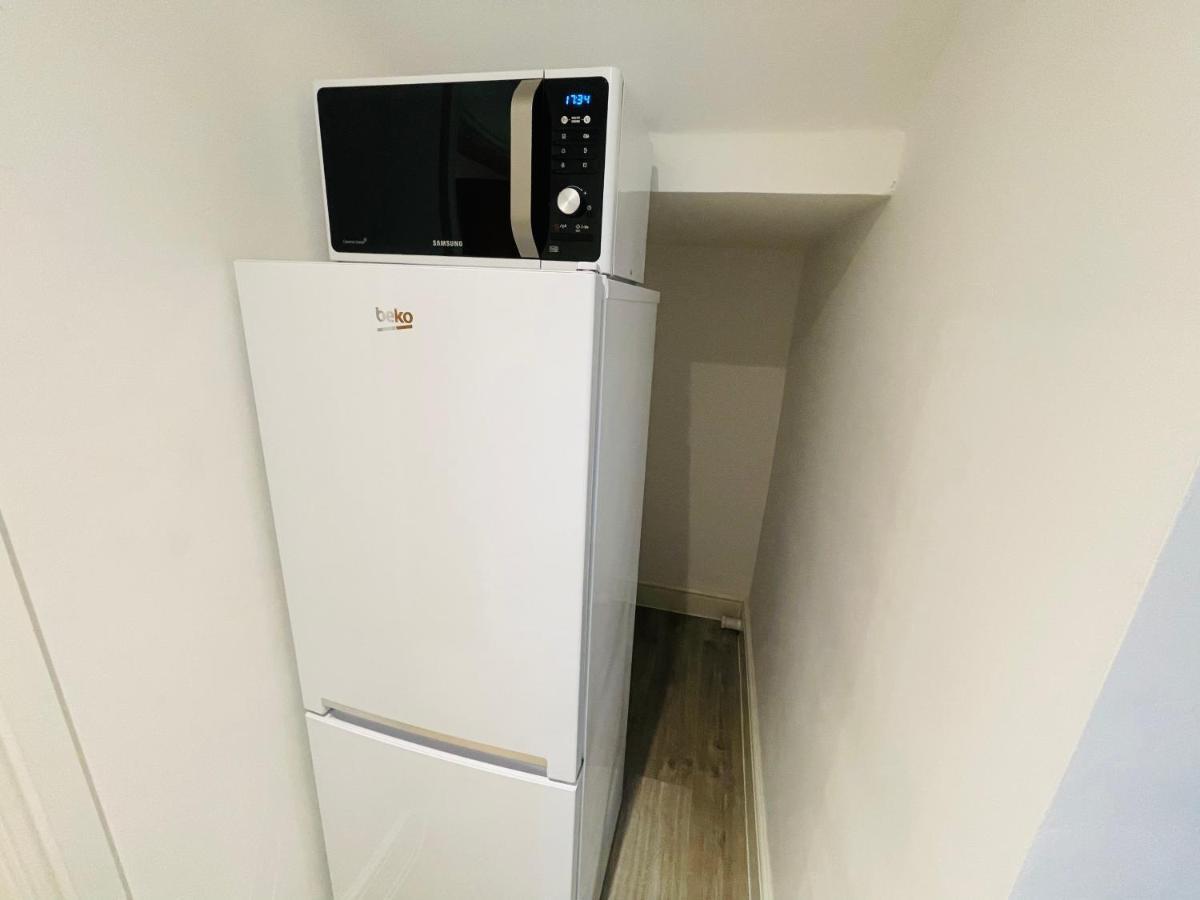 New Modern Studio Apartment, Parking, Netflix 케닐워스 외부 사진